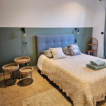 Maison En Pierres Tatil Evi