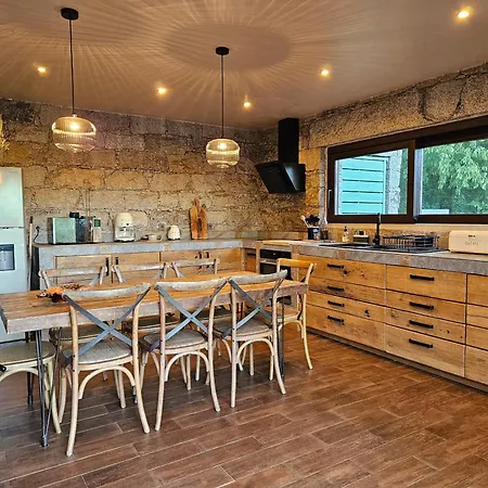 Maison En Pierres