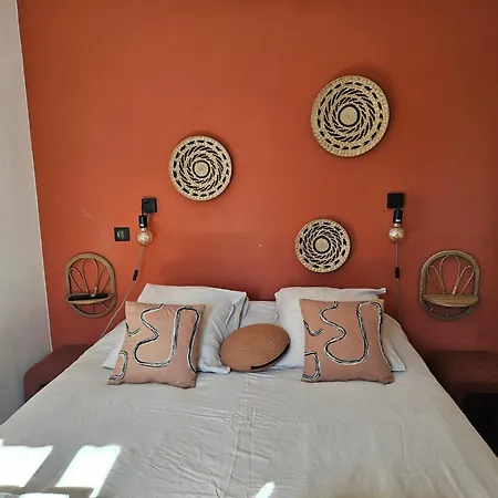 Maison En Pierres بيت للعطل *